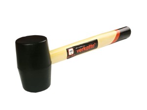 MŁOTEK GUMOWY VERKATTO CZARNO  900g TRZON DREWNIANY